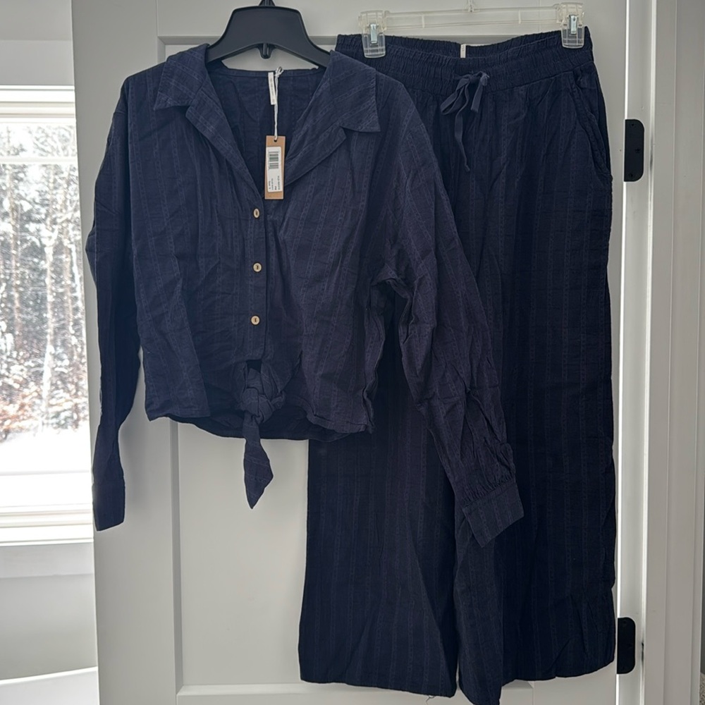 NWT hello nite two piece set. Size small.